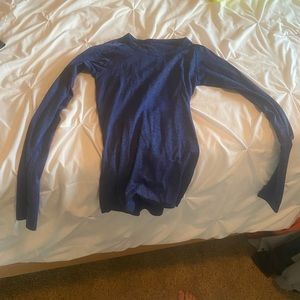 purple long sleeve lulu lemon top! size 4